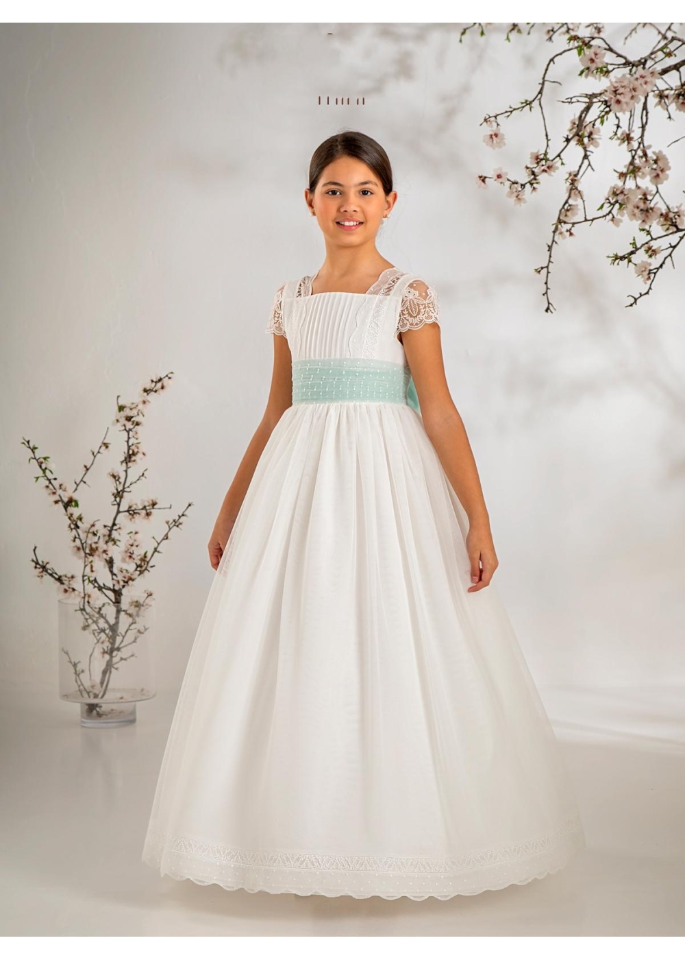 -- VESTIDO DE COMUNION 2027 AIRE MODELO A969